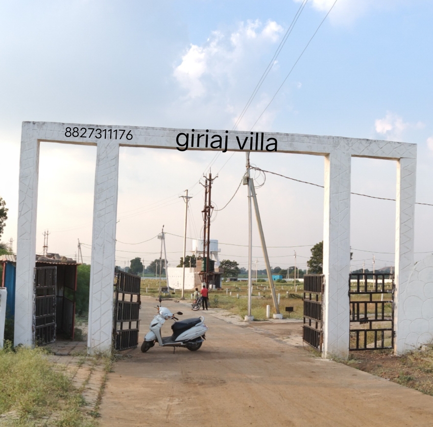 2.5 BHK + Extra Room Independent House For Sale in Giriraj Villa 