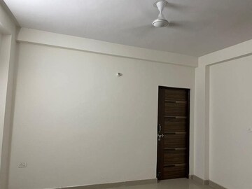 Room in 1 BHK Builder Floor at Saket – for Rent