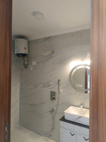 Bathroom in 1 BHK Builder Floor at Saket – for Rent