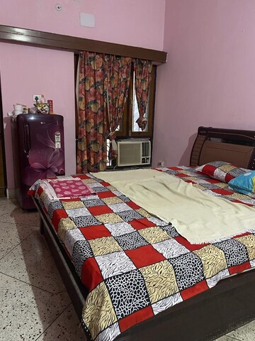 Bedroom in 1 BHK Villa at Aliganj – for Rent