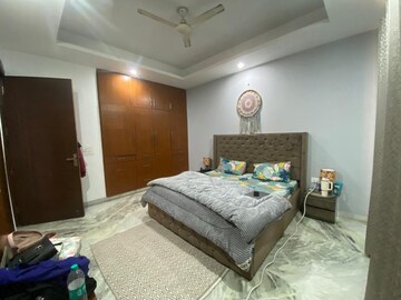 Bedroom in 2 BHK Builder Floor at Sector 23 – for Rent
