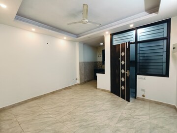 Room in 2 BHK Builder Floor at Panchsheel Vihar – for Rent
