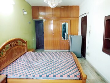 1 BHK Independent House For Rent in Sector 16
