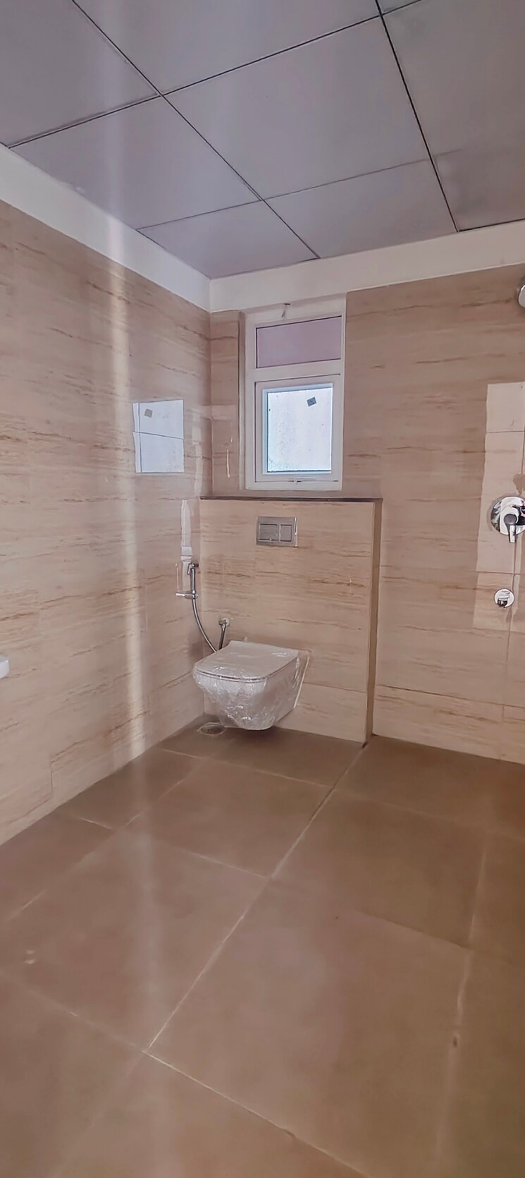 Bathroom, rajapushpa-provincia 3 Bedroom 2660 Sq.Ft. Apartment In Narsingi Hyderabad 8181724