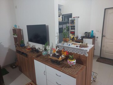 Kitchen in 3 BHK Apartment at Viceroy Savana, Kandivali East – for Sale