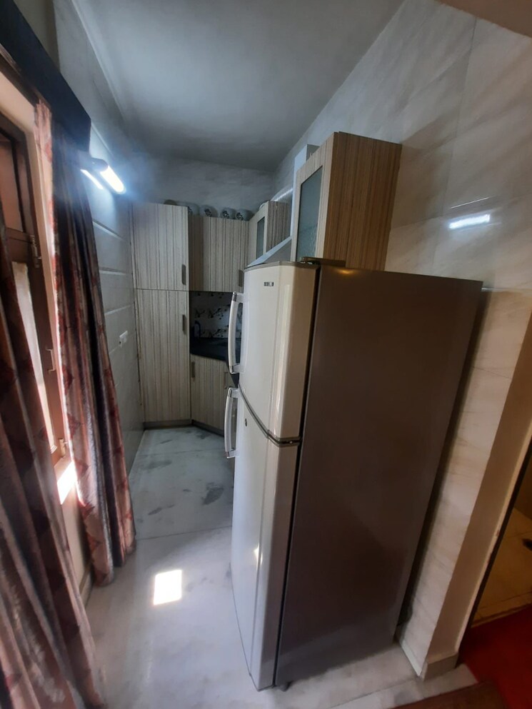 Kitchen, freedom fighters enclave 2 Bedroom 850 Sq.Ft. Builder Floor In Freedom Fighters Enclave Delhi 8181781