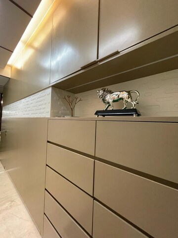 Furnished Amenities in 3 BHK Apartment at Omkar Alta Monte, Malad East – for Rent