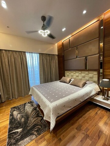 Bedroom in 3 BHK Apartment at Omkar Alta Monte, Malad East – for Rent