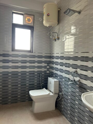Bathroom in 2 BHK Builder Floor at Saket – for Rent