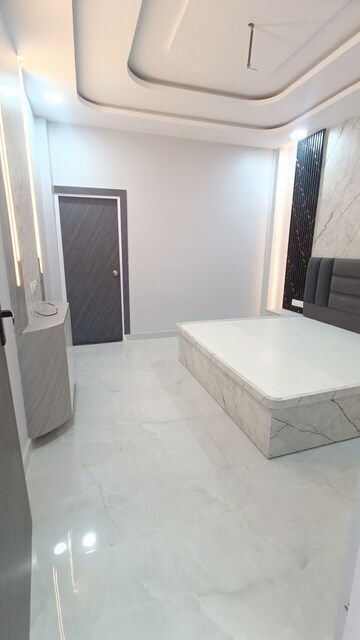 Room in 3 BHK Villa at Arsha Madhav Greens, Gomti Nagar – for Sale