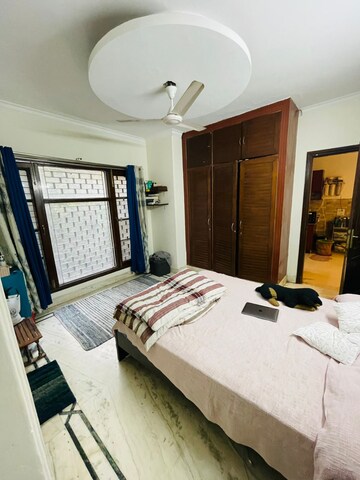 Room in 3 BHK Builder Floor at Greater Kailash I – for Rent