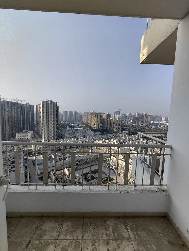 Balcony, samridhi-grand-avenue 2 Bedroom 980 Sq.Ft. Apartment In Tech Zone 4 Greater Noida Greater Noida 8181923