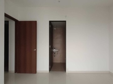 Room in 1 BHK Apartment at Runwal Eirene, Balkum Pada – for Rent