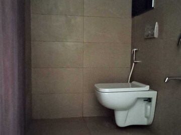 Bathroom in 1 BHK Apartment at Runwal Eirene, Balkum Pada – for Rent