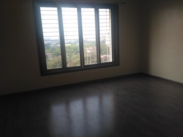 Room in 4 BHK Apartment at Sagar Waters Edge, Pimple Nilakh – for Rent