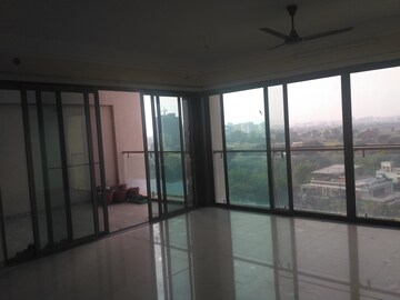 Room in 4 BHK Apartment at Sagar Waters Edge, Pimple Nilakh – for Rent