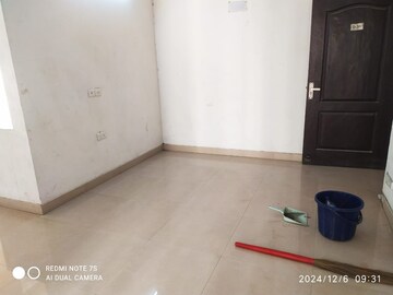 Room in 3 BHK Apartment at Aditya City Apartments, Shahpur Bamheta – for Rent