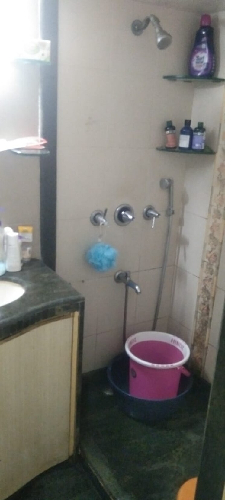 Bathroom, shilp-tower 2 Bedroom 900 Sq.Ft. Apartment In Lower Parel Mumbai 8181937