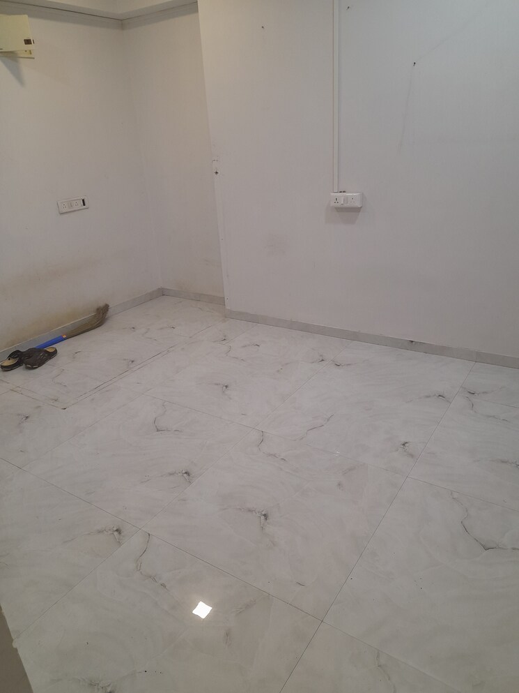 Bathroom, mohini-tower 1 Bedroom 580 Sq.Ft. Apartment In Khar West Mumbai 8181977