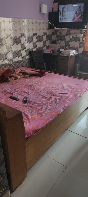 Bedroom in 2 BHK Independent House at Shahaganj – for Sale