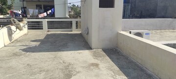 Room in 2 BHK Independent House at Shahaganj – for Sale