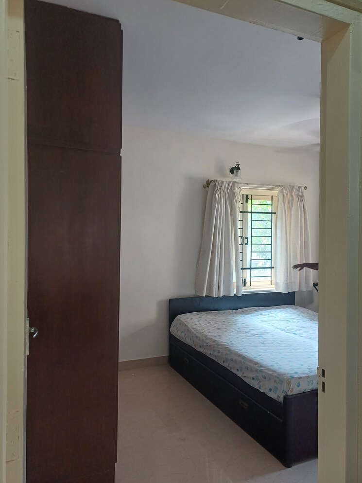 Living Room, horizon-chs 2 Bedroom 1000 Sq.Ft. Apartment In Andheri West Mumbai 8182006