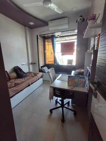 Master Bedroom in 3 BHK Apartment at Madhav Sankalp, Kalyan West – for Rent