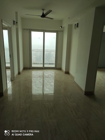 3 BHK Apartment For Rent in Migsun Ultimo Omicron Iii Greater Noida Greater Noida  8182013