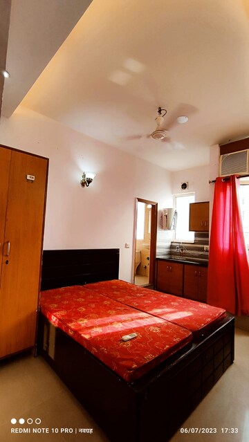 Bedroom in 1 RK Builder Floor at Sector 43 – for Rent