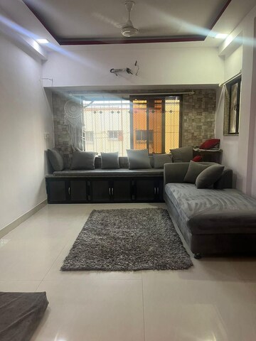 Living Room in 3 BHK Apartment at Usha Villa, Santacruz West – for Rent
