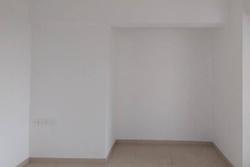 Bedroom in 2.5 BHK Apartment at Runwal Eirene, Balkum Pada – for Rent