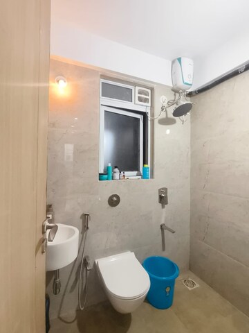 Furnished Amenities in 2.5 BHK Apartment at Lashkaria Pearl, Jogeshwari West – for Rent