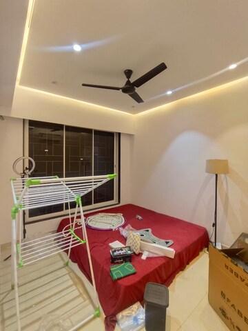 Bedroom in 2.5 BHK Apartment at Lashkaria Pearl, Jogeshwari West – for Rent