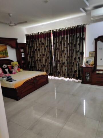 Living Room in 6 BHK Villa at Madhapur – for Sale