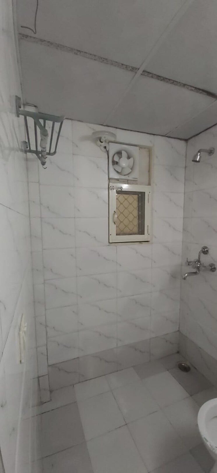Bathroom, panchsheel-greens 2 Bedroom 975 Sq.Ft. Apartment In Sector 16 Greater Noida Greater Noida 8182139