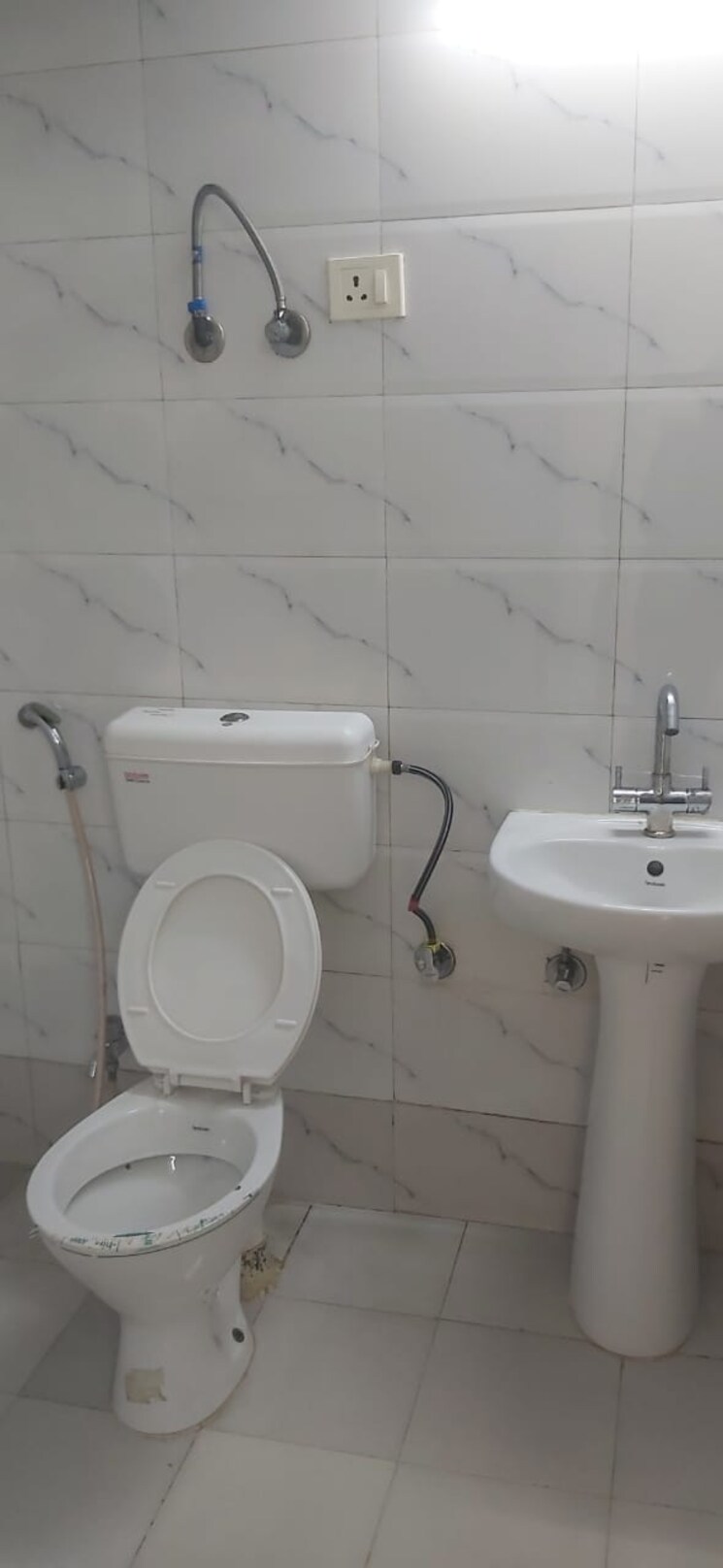 Bathroom, panchsheel-greens 2 Bedroom 975 Sq.Ft. Apartment In Sector 16 Greater Noida Greater Noida 8182139