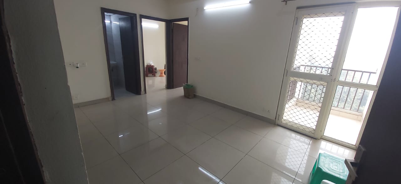 2 BHK Apartment For Sale in Panchsheel Greens