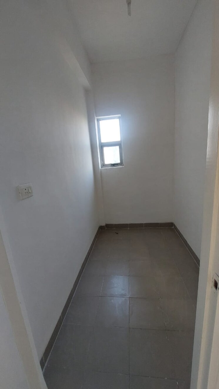 Bathroom, vatika-city-homes 3 Bedroom 1740 Sq.Ft. Apartment In Sector 83 Gurgaon 8182148