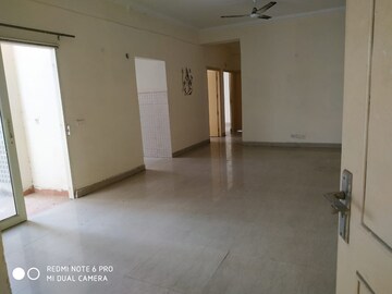 Room in 3 BHK Apartment at Aims Golf City, Sector 75 – for Rent