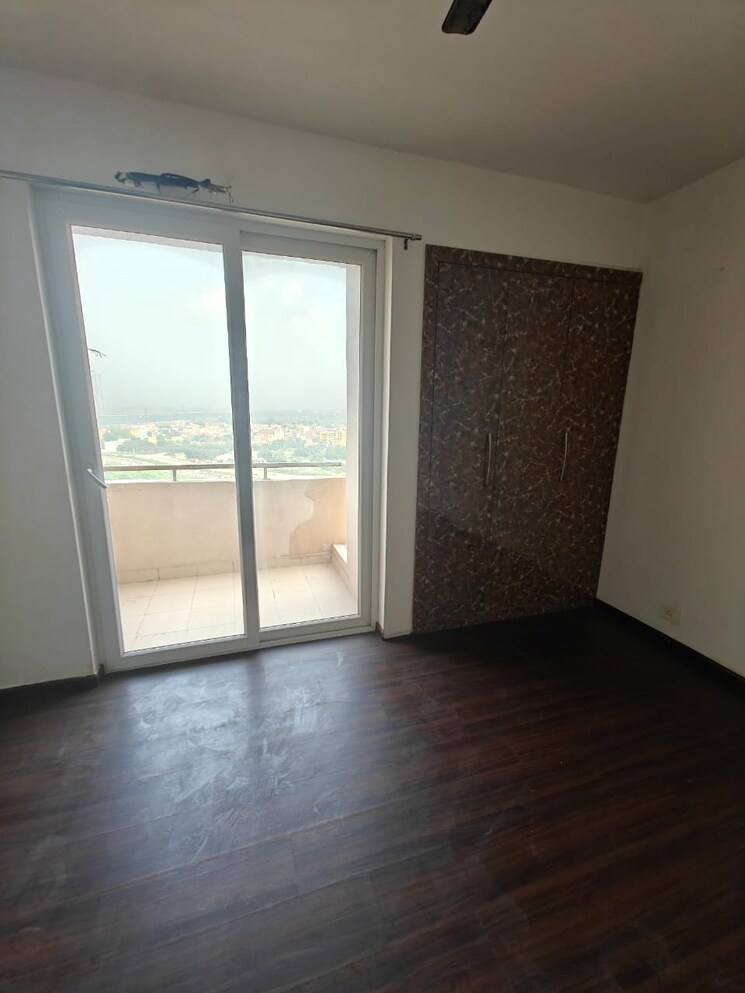 Room, 3c-lotus-zing 2 Bedroom 1238 Sq.Ft. Apartment In Sector 168 Noida 8182130