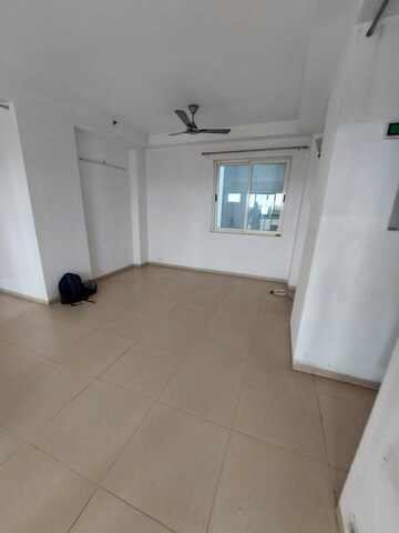 Room in 2 BHK Apartment at Vatika Seven Lamps, Sector 82 – for Sale