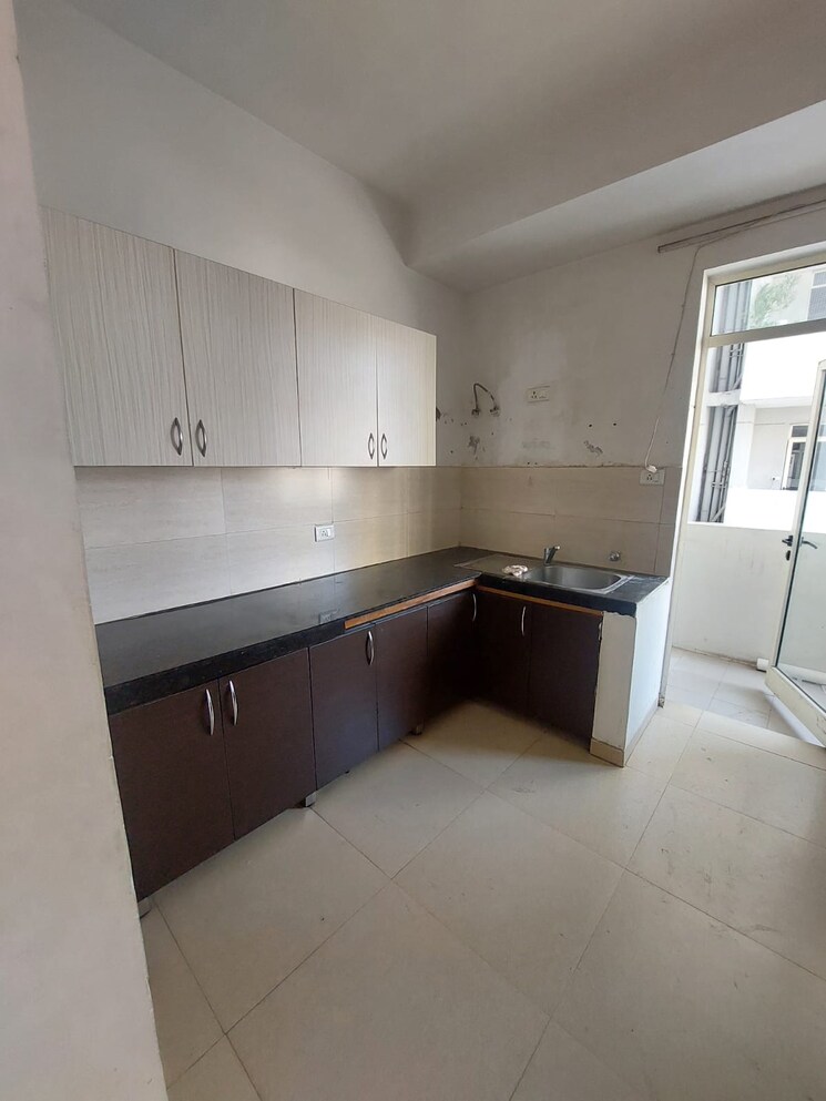 Kitchen, vatika-seven-lamps 3 Bedroom 1877 Sq.Ft. Apartment In Sector 82 Gurgaon 8182223