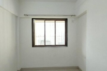 Room in 2 BHK Apartment at Runwal Garden City, Balkum Pada – for Sale