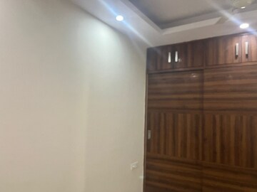 Furnished Amenities in 3 BHK Builder Floor at Tagore Garden – for Rent