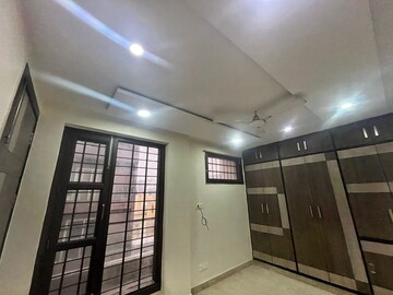 Room in 3 BHK Builder Floor at Tagore Garden – for Rent