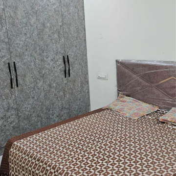 Bedroom in 3 BHK Apartment at Sunshine Enclave, Vip Road – for Rent