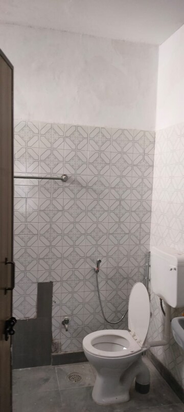 Bathroom in 4 BHK Independent House at Mahaveer Nagar – for Rent