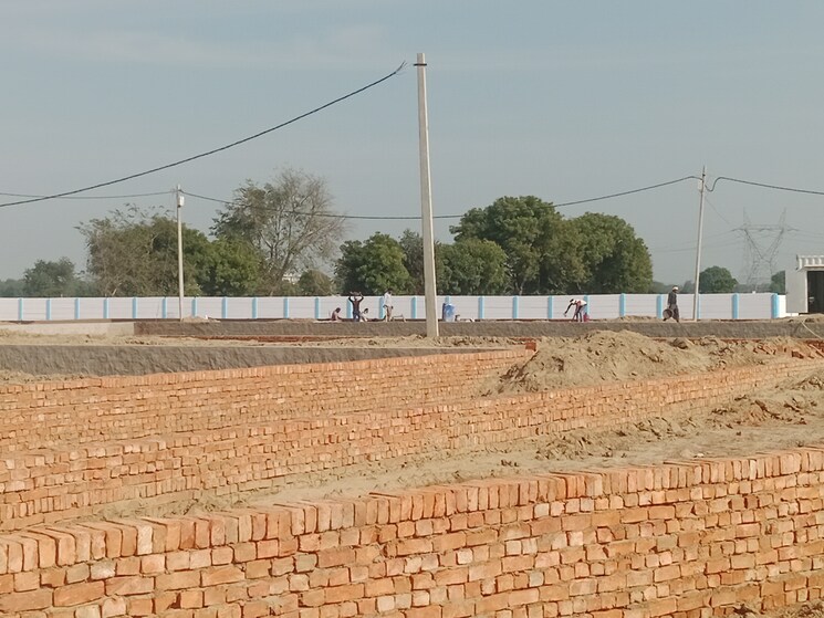 undefined, fatehabad  90 Sq.Yd. Plot In Fatehabad Agra 8182494