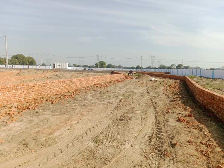 undefined, fatehabad  90 Sq.Yd. Plot In Fatehabad Agra 8182494