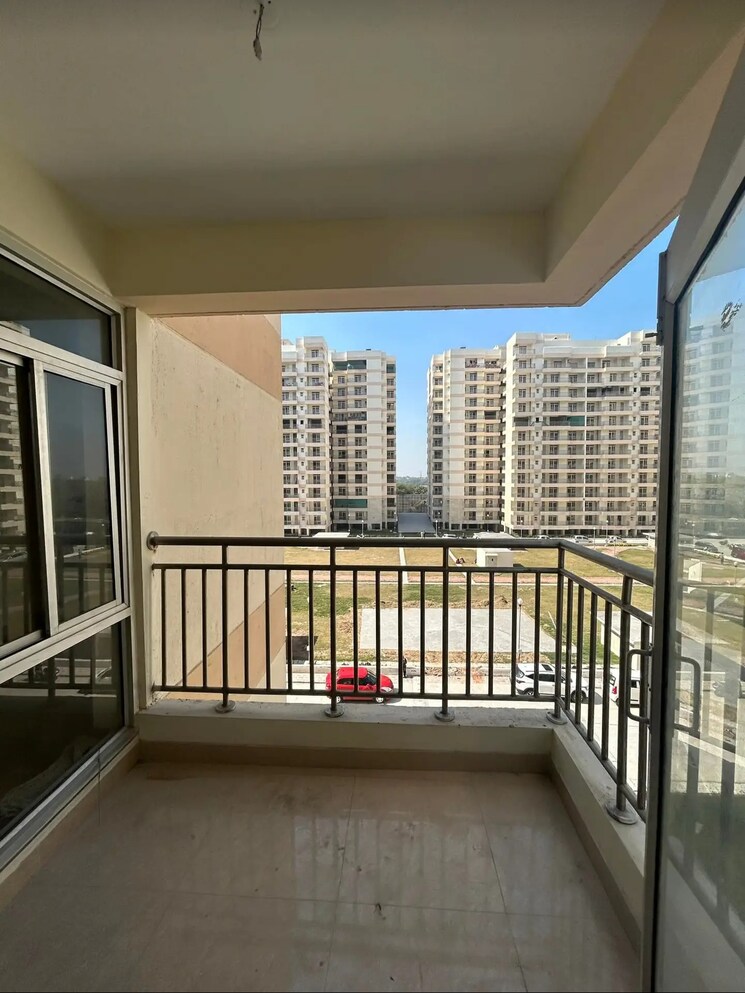 Balcony, sector 19b dwarka 3 Bedroom 2200 Sq.Ft. Apartment In Sector 19b Dwarka Delhi 8182534